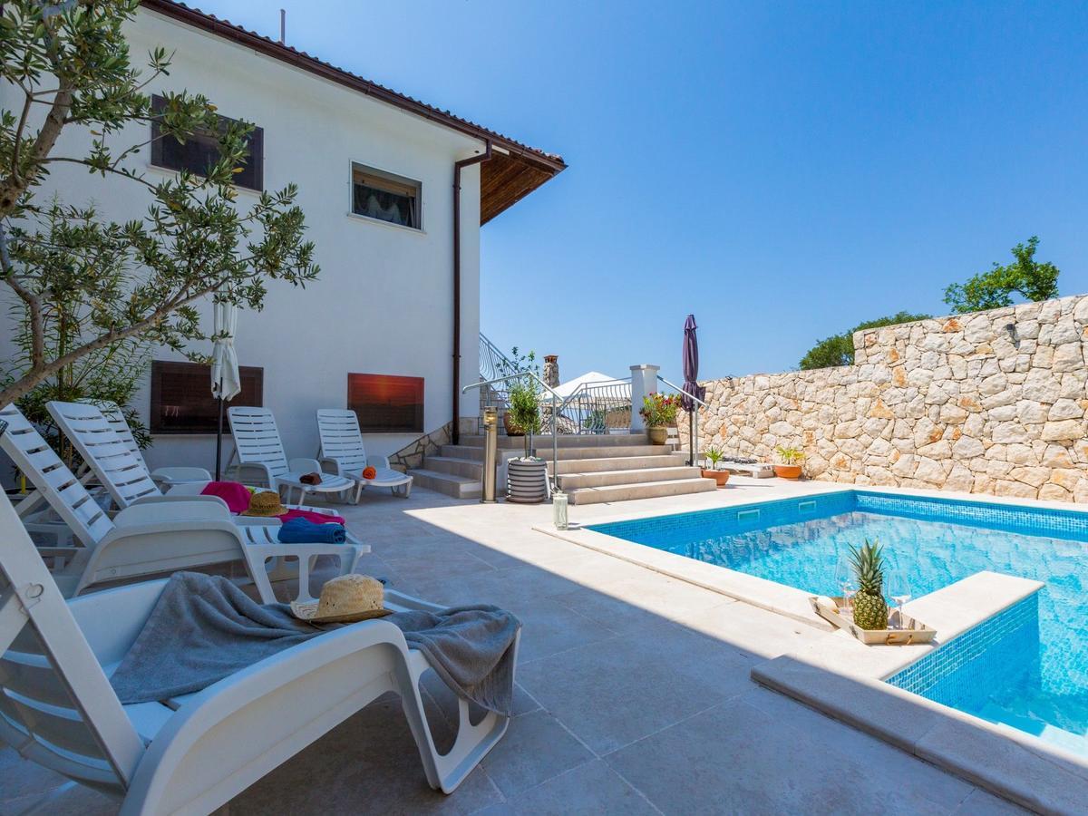 נובי ווינודולסקי Apartments Susanne מראה חיצוני תמונה
