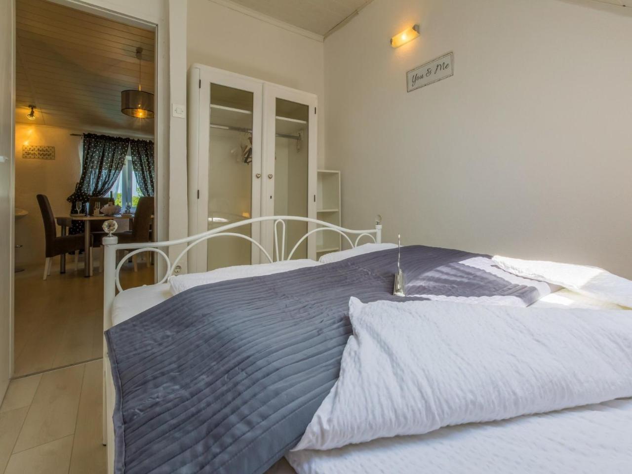 נובי ווינודולסקי Apartments Susanne מראה חיצוני תמונה