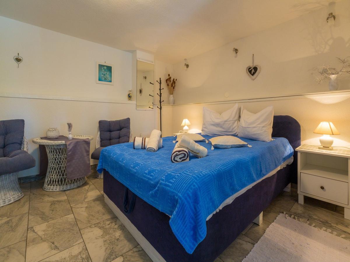 נובי ווינודולסקי Apartments Susanne מראה חיצוני תמונה