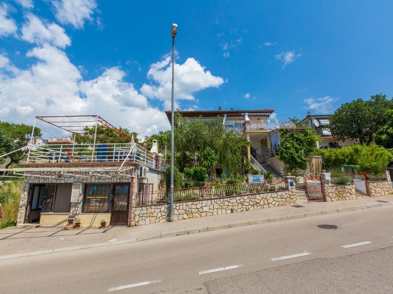 נובי ווינודולסקי Apartments Susanne מראה חיצוני תמונה